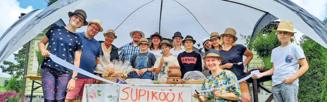 Aruküla kohvikutepäeval tuli mitmes kohas sööke juurde teha