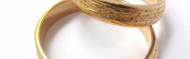 LUGEJA KÜSIB ⟩ Kas tööandjal on õigus nõuda, et töötaja ei kannaks tööl sõrmuseid?