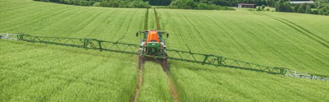 Jatiina esmaesitles uut Amazone taimekaitsepritsi