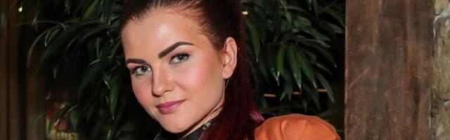 KLÕPS | Cassia Shakti poseerib kallimaga armastuse pealinnas, sõrmes uhke sõrmus säramas