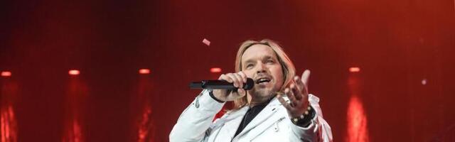 Tõeline küte! 35 aastat laval rokkinud Terminaator tõestas, et räbaldunud teksad on ikka veel moes