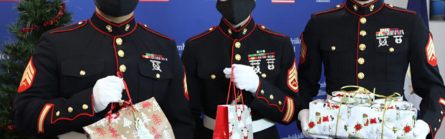 USA SAATKONNA TÖÖTAJAD TEGID JÕULUKINGITUSE SILLAMÄE LASTELE