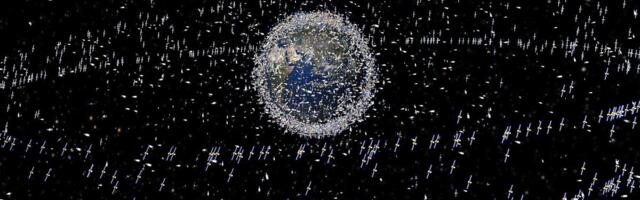 Kaks Venemaa satelliiti käituvad orbiidil kummaliselt