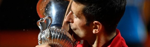 Djokovic sai Roomas rekordilise turniirivõidu