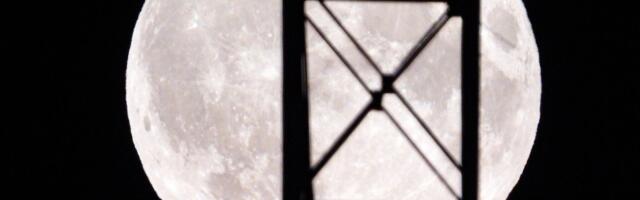 FOTOD | Sellel nädalal saab vaadelda sinist superkuud. Sügisel ilmneb see veel kolmel korral