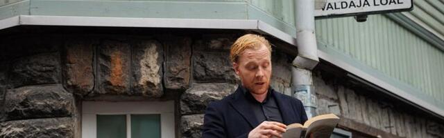 FOTOD | Tallinnas kesklinnas avati August Gailiti mälestustahvel