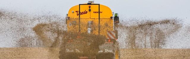 Frank Kutteri katku nakatunud sigade läga laotati suuliselt antud loaga ümbritsevatele põldudele