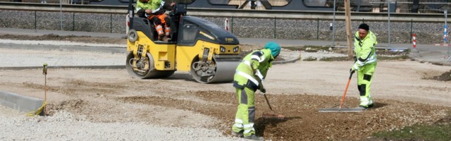 Kiviõli raudteejaama parkla ühendab rongi-, bussi- ja rattaliikluse