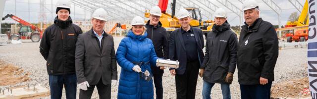 Rakvere jalgpallihall sai nurgakivi