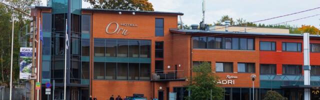 Lennujaama hotelli ostjad lisasid portfelli Oru hotelli