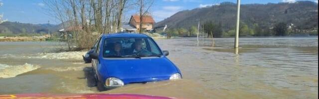 Na 83. rođendan zarobljen u bujici, danas olakšanje: Vodostaji Zapadne Morave u opadanju