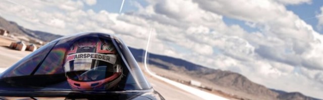 VIDEO | Austraalia Elon Musk lubab juba järgmisel aastal lendautode võiduajamist!