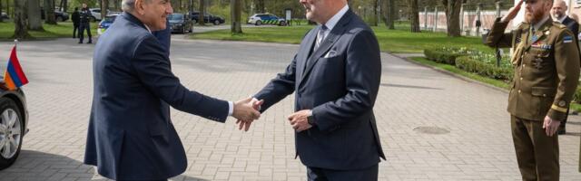FOTOD | President Alar Karis kohtus Armeenia peaministriga