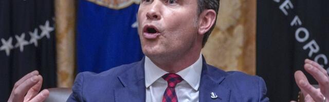 Ajaleht New York Times kaebab USA kaitseministeeriumi ja Hegsethi kohtusse