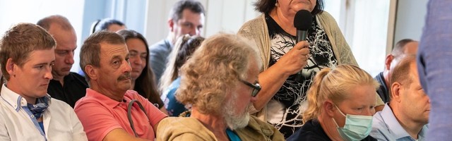 Kohalikud elanikud pelgavad tulevase tselluloositehase haisu
