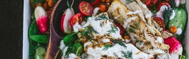 PIDULIK RETSEPT: RAGNE suvesalat erilise lisandiga