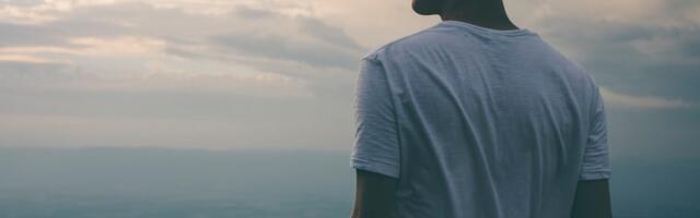 Et teada saada, kas mees on hea abikaasa, pöörake tähelepanu neile 11 asjale tema ema elust