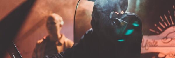 О чем пишет пресса: высокие гонорары местных артистов, соглашение о реформе пенсий