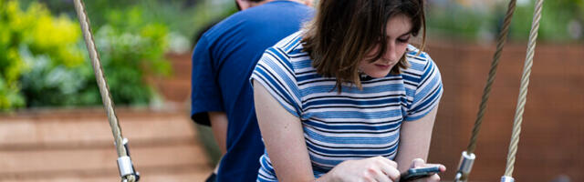 Prantsusmaa kavatseb keelata sotsiaalmeedia alla 15-aastastele lastele