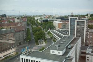 Kas Rävala puiesteest saab sel suvel Tallinna (auto)vaba puiestee?