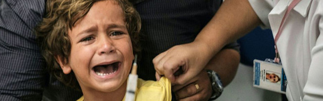 VIDEO: Lapsi hakatakse vaktsineerima eksperimentaalsete Covidi vaktsiiniga