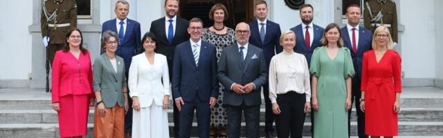 GALERII | President Karis nimetas uue valitsuse ametisse