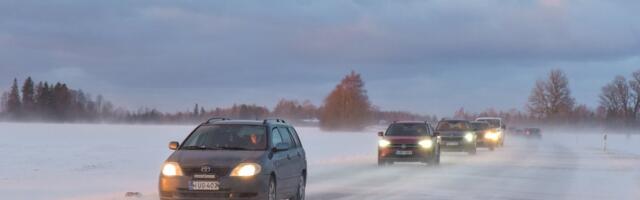 Transpordiamet hoiatab: lumi ja libedad teeolud muudavad liiklemise ohtlikuks