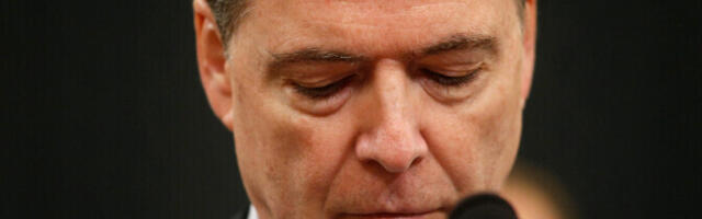 FBI endisele peadirektorile esitati süüdistus