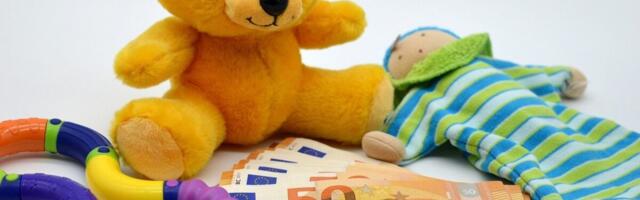 Vanemapuhkuselt naasjad saavad nüüd kopsakama haigus- ja hooldushüvitise