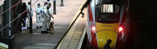 Ühendkuningriigi rongipussitamises sai 10 inimest haavata