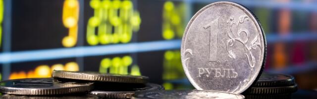 Vene rubla tegi vaatamata sanktsioonidele 2025. aastal ajaloo suurima kasvu