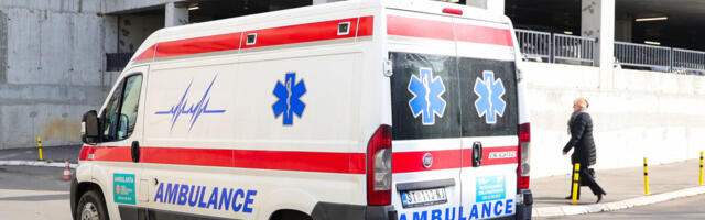 Povređen muškarac u saobraćajnoj nesreći: Hitna intervenisala 96 puta tokom noći