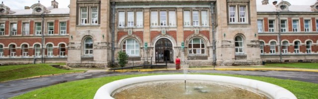 Ratas: valitsus on arutanud võimalust saata Ida-Virumaale välihaigla