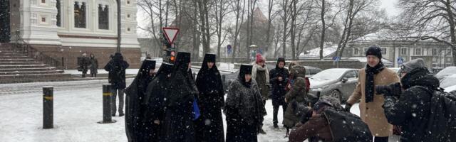 Moskva patriarhaadi küsimuse viimine Kuremäe nunnade tasemele annab löögi nii Eesti riigile kui võimuliidule