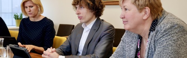 Repliik: asotsiaalne vaktsiin sotsiaalministeeriumi kantslerile