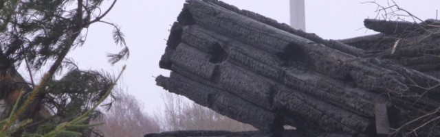 Reporter: Ida-Virumaal hukkus elumaja põlengus kaks inimest