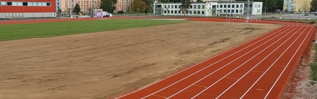 Suur ehitustanner Jõhvis: põhikooli seinad kerkivad, promenaad ja staadion on valmimas