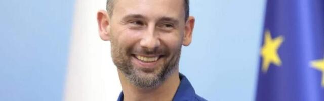 В Варшаве хотят переименовать улицу Гагарина в честь польского астронавта. Идею восприняли со скепсисом, поскольку он «все еще жив»