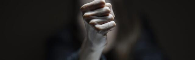 Mees tegi naisele abieluettepaneku, mille peale sai ta vastu vahtimist.