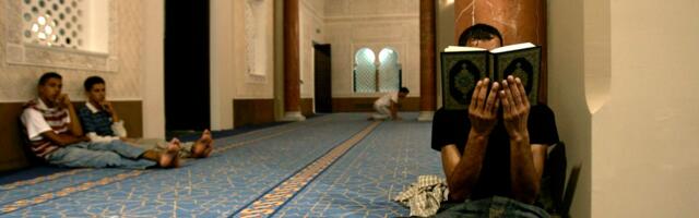 Kultuuride kokkupõrge. Kas islamiusku õpilastel peaks olema Euroopas ramadaani ajal eriõigused? 