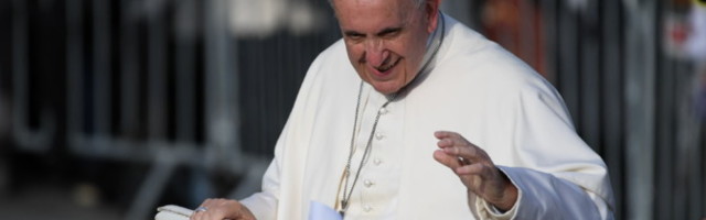 Paavst kaitseb geipaaride tsiviilpartnerlust