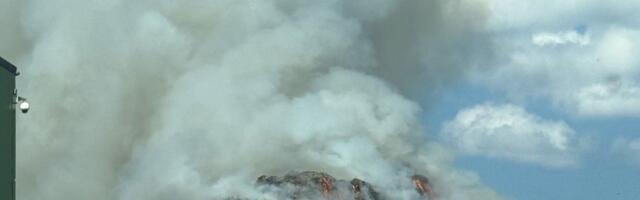 FOTO | Toila vallas põleb prügila. Päästjad reageerisid suurte jõududega