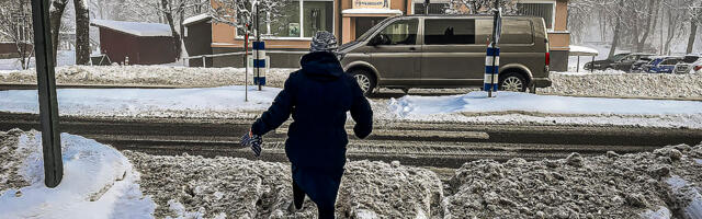 Lumevallid blokeerivad ülekäiguradasid