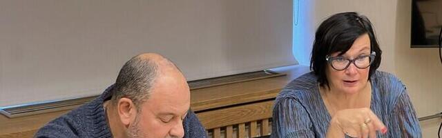 Райк и Стальнухин: новый коалиционный договор в Нарве подписали 60% депутатов