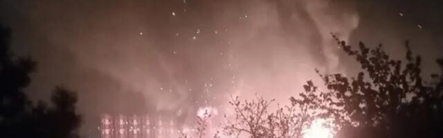 Meedia: Ukraina ründas Vene naftahoidlaid enne eelmiste põlengute kustutamist