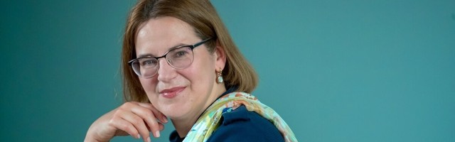 KOLUMN | Liisa Pakosta: riigi arvates ei teeni alaealine suvetööl raha iseendale. Lapse töötasu võrra väheneb siuhti vanema maksuvaba tulu