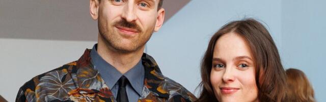 KLÕPS | Esimesed ühised jõulud! Robin Juhkental jagas helgeid perefotosid pisipõnniga