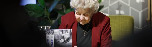 FOTOD | Esimesel Kalevi suursõidul osalenud ja hiljem fänne hullutanud Eesti motolegendid kogunesid värske raamatu „Suursõit“ esitlusele