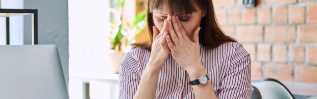 Halb uni, juuste väljalangemine ja haprad küüned: võimalikud põhjused, mida keha püüab märku anda