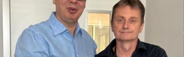 MINISTAR DARKO GLIŠIĆ NAPUSTIO BOLNICU! Hitno se oglasio predsednik Vučić: Naš Darko je DOBRO! (FOTO)